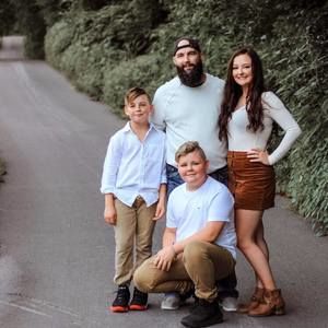 Meet your Posher, Dakota